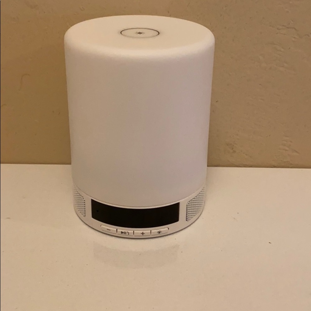 Wireless speaker